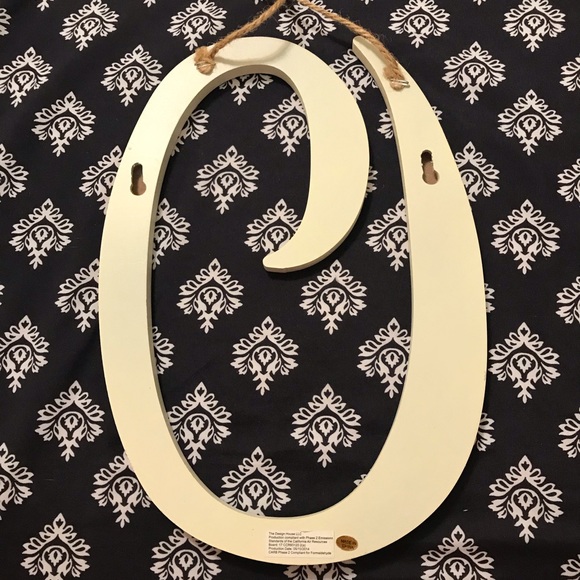 Kirkland’s Autumn Fall Letter “O” Wall Decoration - Picture 3 of 7